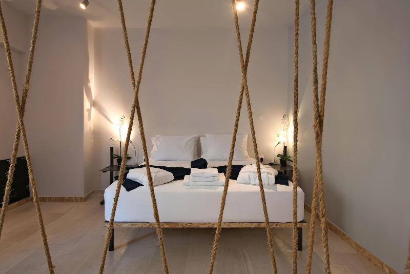 Piraeus Premium Suites Екстер'єр фото