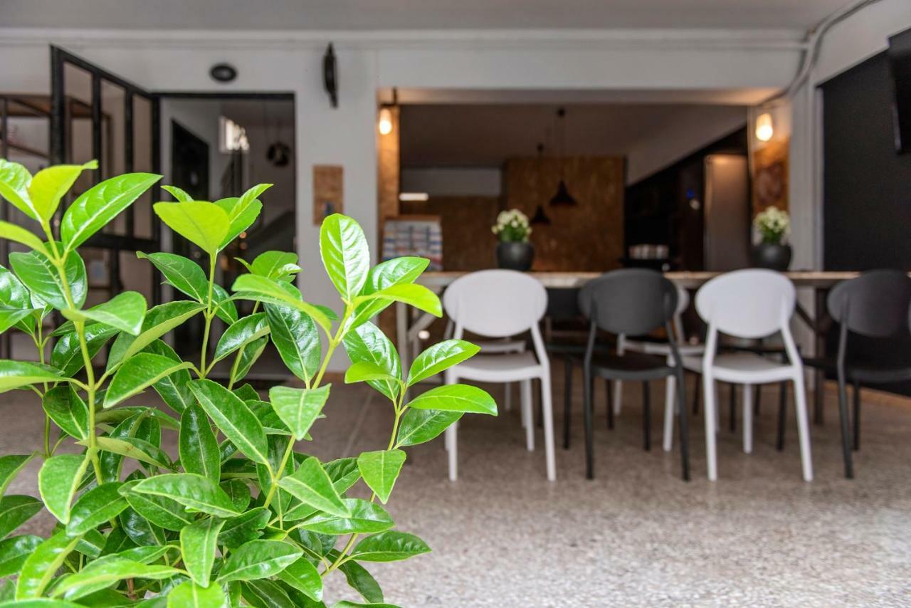 Piraeus Premium Suites Екстер'єр фото